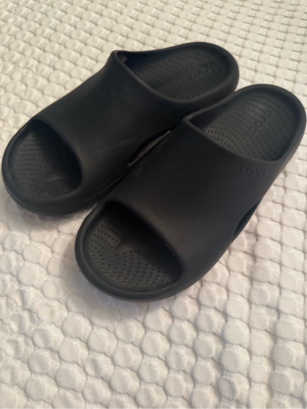 Crocs Mellow Recovery Slides Black Women’s 11 Men’s 9 Comfort Sandals
